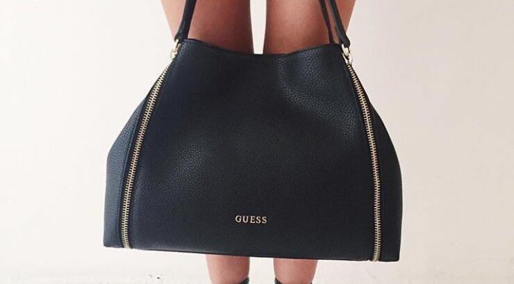 Διαγωνισμός: Θέλεις η νέα Angie tote της Guess, να γίνει δική σου;