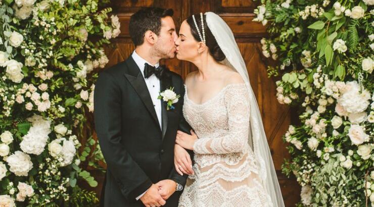 Γιώργος Μαρκίδης – Άννα Μαρία Βασιλειάδη: Το επίσημο φωτογραφικό άλμπουμ του γάμου τους που άφησε εποχή! [εικόνες]