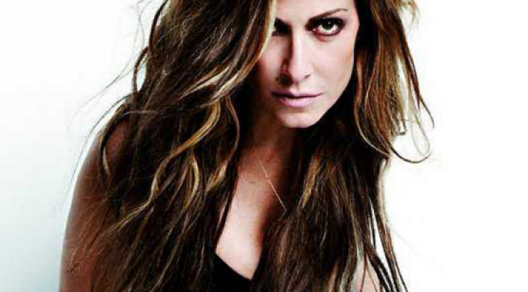 Η Βίσση ξεκαθαρίζει τι συμβαίνει με την υγεία της μητέρας της!