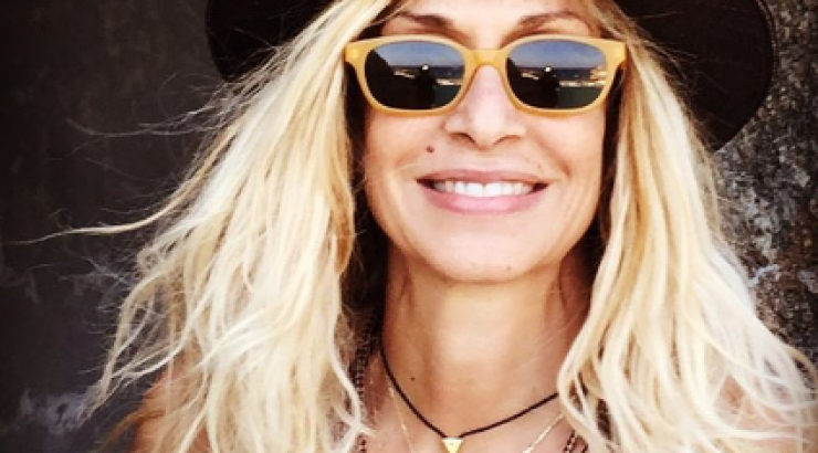 Ακομπλεξάριστη! Δεν θα πιστεύετε τι έκανε η Άννα Βίσση σε νεαρή ηλικία στη Λάρνακα!