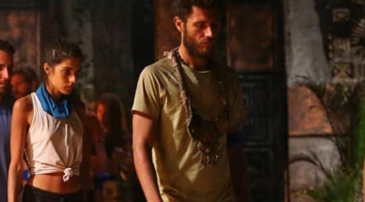 "Survivor": Τα τρυφερά χάδια της Άννας Μαρίας και του Νίκου έφεραν το unfollow στη σχέση της [εικόνα]