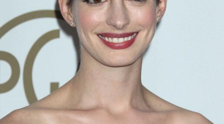 Anne Hathaway: Με ποια συνάδελφό της δεν λέει ούτε γεια!