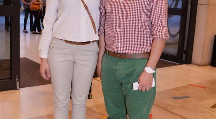 Ζευγάρι της ελληνικής showbiz είχε διαψευσει ότι παντρεύεται και τελικά ανεβαίνει τα σκαλιά της εκκλησίας