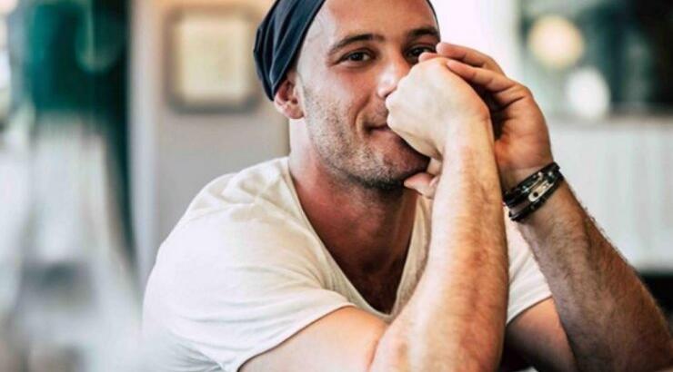 Αντίνοος Αλμπάνης: "Λύγισε" μιλώντας για την περιπέτεια υγείας που βίωσε