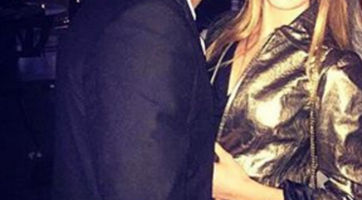 Αντωνία Καλλιμούκου – Θοδωρής Μισόκαλος: Full ερωτευμένοι ανταλλάζουν φιλί στο facebook!