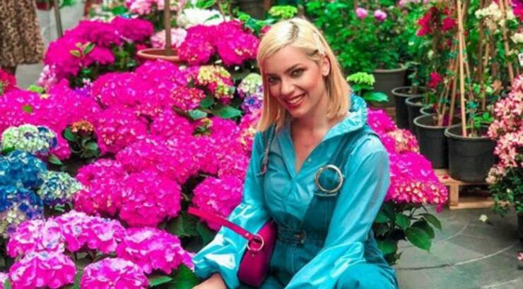 Άντρη Καραντώνη: Το όμορφο στιγμιότυπο που μοιράστηκε με τον σύζυγό της και την κόρη τους!