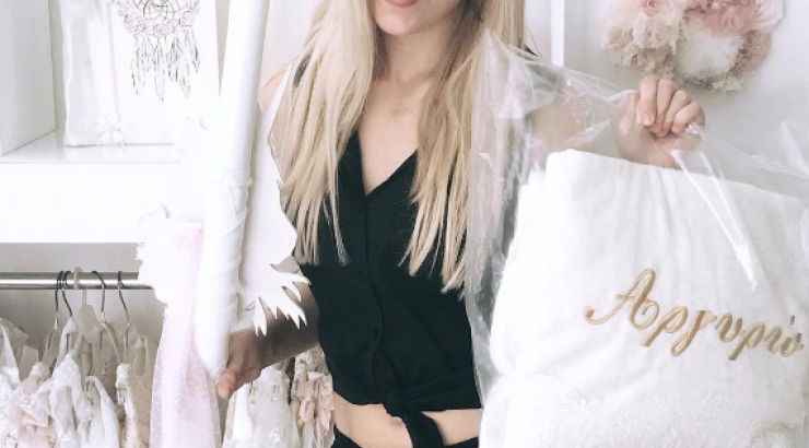 Δεν πάει το μυαλό σας! Η Άντρη Καραντώνη μας αποκαλύπτει το νέο της επαγγελματικό βήμα λίγες ώρες πριν τη βάπτιση της κόρης της!