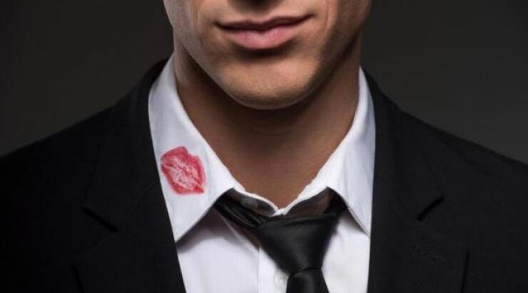 Ο δεκάλογος της απιστίας! Τα 10 σημεία που πρέπει να τσεκάρεις...