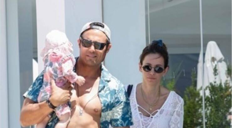 Σάββας Πούμπουρας: Οι αποκαλύψεις που έκανε πρώτη φορά για τον θρησκευτικό του γάμο και τη βάφτιση της κόρης του [βίντεο]