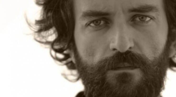 Άρης Σερβετάλης: Η πρώτη ανάρτηση που έκανε και οι εξηγήσεις που έδωσε μετά την αποχώρηση του από την παράσταση [εικόνες]