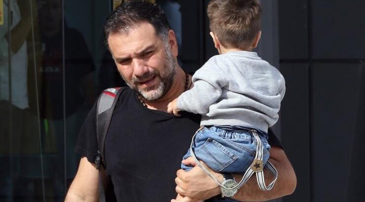Γρηγόρης Αρναούτογλου για περιπέτεια με κορωνοϊό: "Φοβήθηκα ότι αν συμβεί κάτι δεν θα προλάβω να πω στον γιο μου..." [βίντεο]