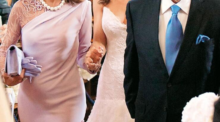 Στο πόδι η Έμπαρος όπου θα στηθεί η κολυμπήθρα για την εγγονή της Γιάννας Αγγελοπούλου