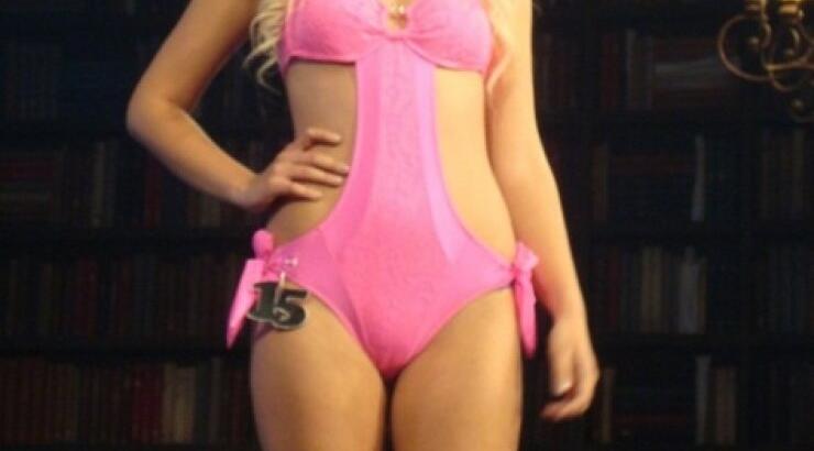 Στέλνουν στα δικαστήρια την Miss Ελλάς Αθηνά Πιράκη