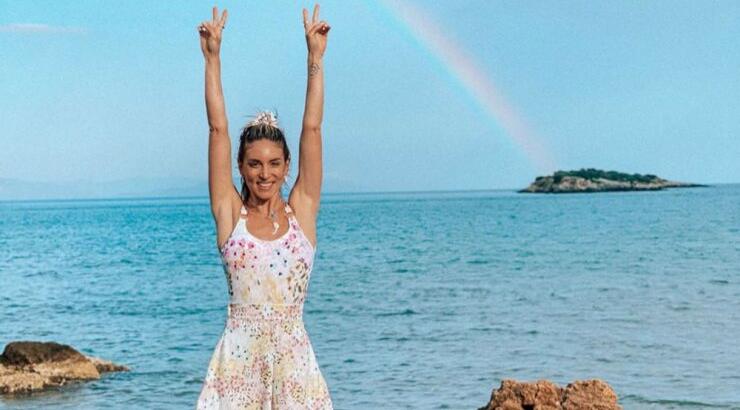 Αθηνά Οικονομάκου: Μας δείχνει τον γιο της Μάξιμο στην πιο καλοκαιρινή τους στιγμή [εικόνα]