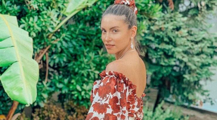 Αθηνά Οικονομάκου: Η κόρη της Σιέννα έκλεισε ένα μήνα ζωής και φωτογραφίζονται αγκαλιά! 