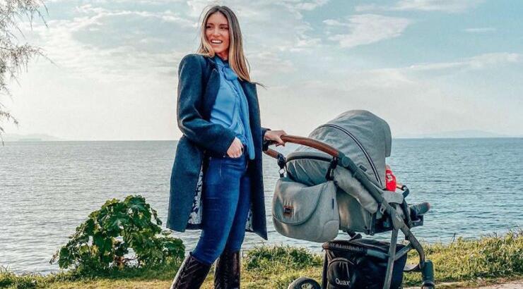 Αθηνά Οικονομάκου: Μας έδειξε τον παιχνιδότοπο του Μάξιμου στην αυλή και τον λατρέψαμε! 