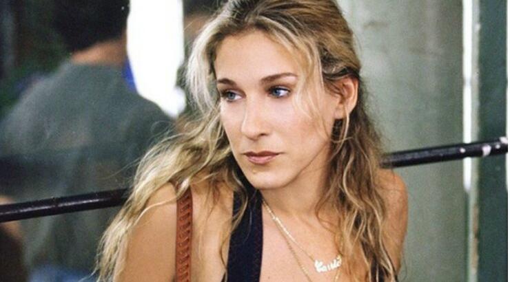 Η τσάντα της Carrie Bradshaw μπαίνει σε μουσείο