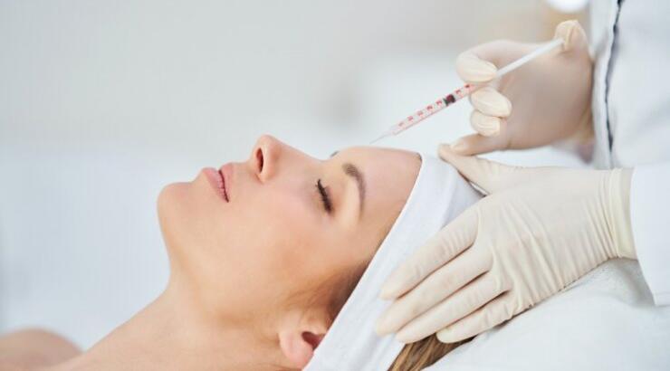 Ποια είναι η κατάλληλη ηλικία για να ξεκινήσεις το botox;