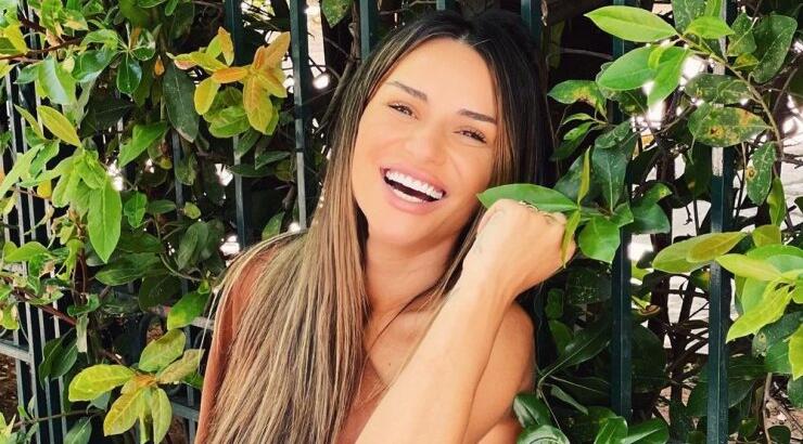 Ελένη Τσολάκη: Με αυτό τον τρόπο καλύπτει τους μαύρους κύκλους κάτω από τα μάτια της