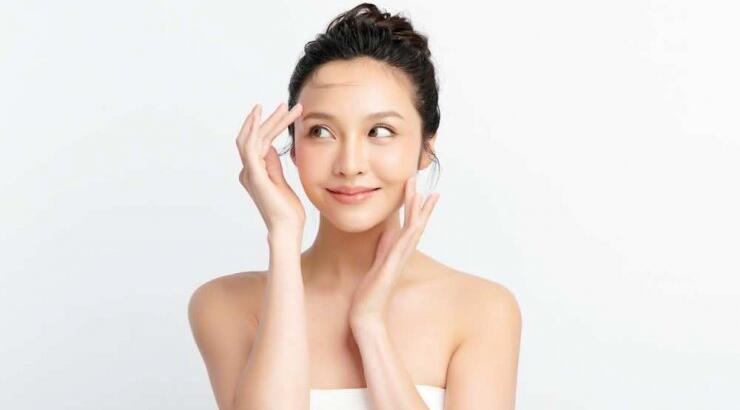 Φωτογήρανση: Όλα όσα πρέπει να γνωρίζεις ενόψει του καλοκαιριού