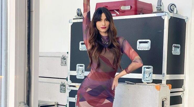 Ηλιάνα Παπαγεωργίου: Μας έδειξε το χρώμα στο κραγιόν που θα φοράμε την άνοιξη