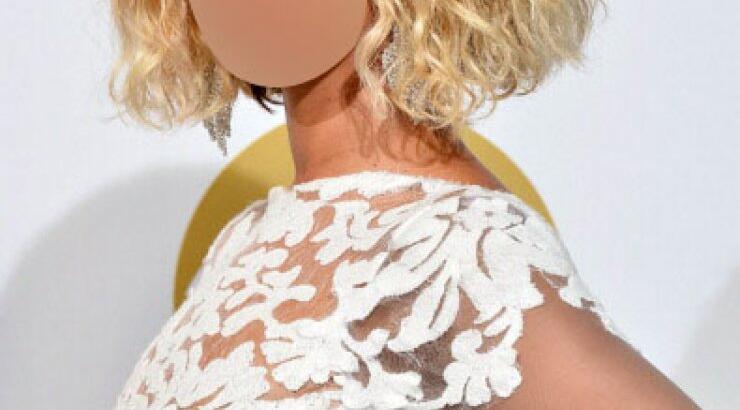 Φήμες για δεύτερη εγκυμοσύνη. Ποια πασίγνωστη τραγουδίστρια είναι;