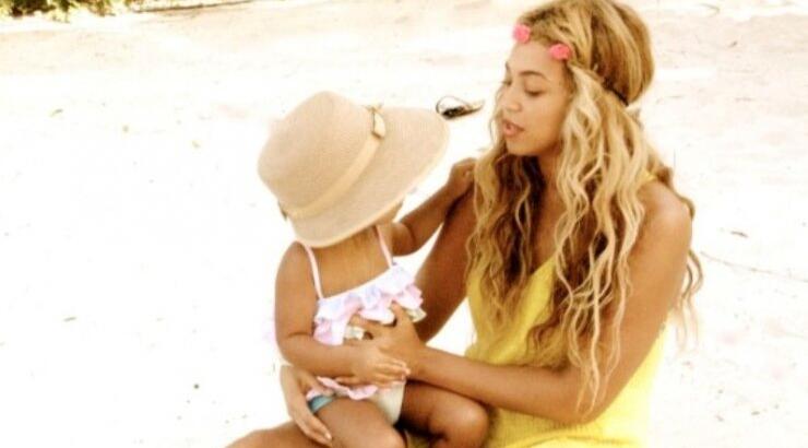 Beyoncé: Φωτογραφίες από τις διακοπές με την κόρη της 