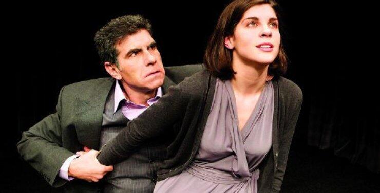 Γιάννης Μπέζος: Για πρώτη φορά στη σκηνή με την κόρη του 