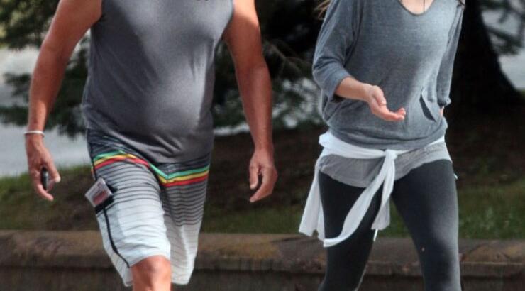 Με ποιον κάνει jogging η Jessica Biel; [εικόνες]