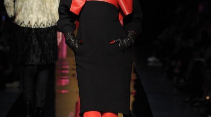 Η Βίκυ Καγιά περπάτησε στο show του Jean Paul Gaultier