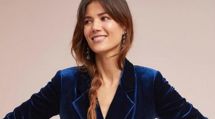 Το blazer dress είναι ιδανικό για τις βραδινές μας εμφανίσεις 