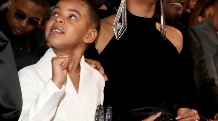 Η τσάντα της μικρής Blue Ivy, κόρης της Beyoncé κοστίζει 1.950 ευρώ