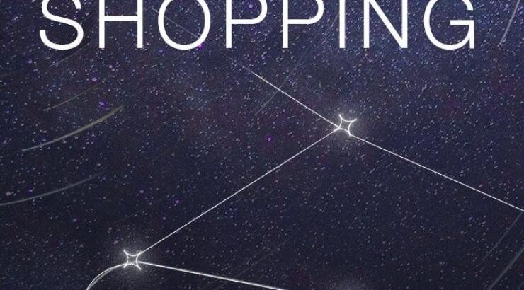 Κάντε βραδινό shopping απολαμβάνοντας το κρασί σας!