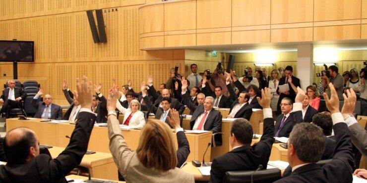 Κρισιμη και καθοριστική Ολομέλεια για την 8η αξιολόγηση 