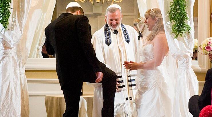 Παράξενα έθιμα γάμου σε όλον τον κόσμο