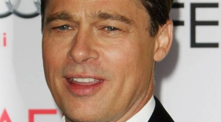 Με ποια κούκλα ηθοποιο είναι σε σχέση ο Brad Pitt;