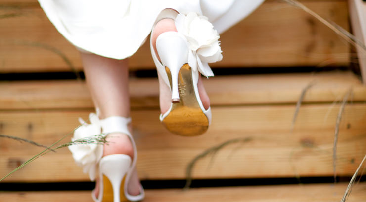 Nυφικά παπούτσια: Kανόνες αλλά και... διλήμματα
