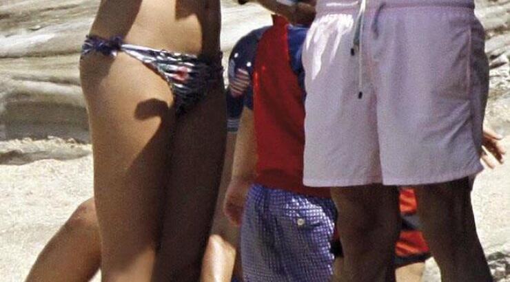 Ποια οικογένεια της showbiz έκανε διακοπές με την Ελένη Μενεγάκη στα Άχλα;