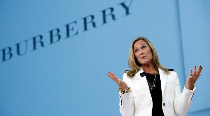  Η νέα Διευθύνων Σύμβουλος της Burberry σοκάρει: Οι γυναίκες δεν μπορούμε να τα έχουμε όλα