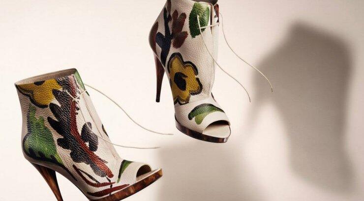 Τα ακαταμάχητα ψηλοτάκουνα του οίκου Burberry 