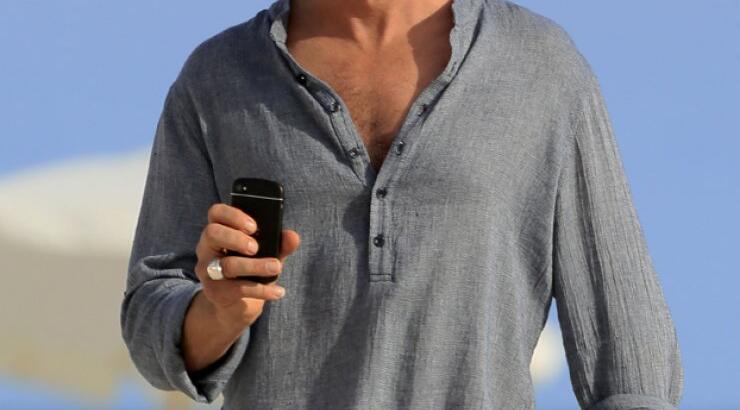 Ο Gerard Butler έγινε παπαράτσι