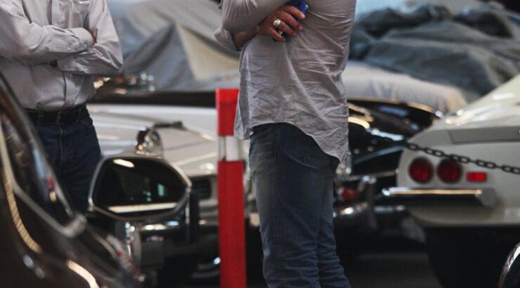 Σταρ του Hollywood ψάχνει για αυτοκίνητο [φωτογραφίες]