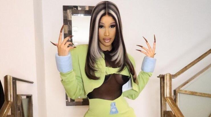 Cardi B: Μόλις "έσκασε"! Είναι έγκυος για δεύτερη φορά [εικόνες]