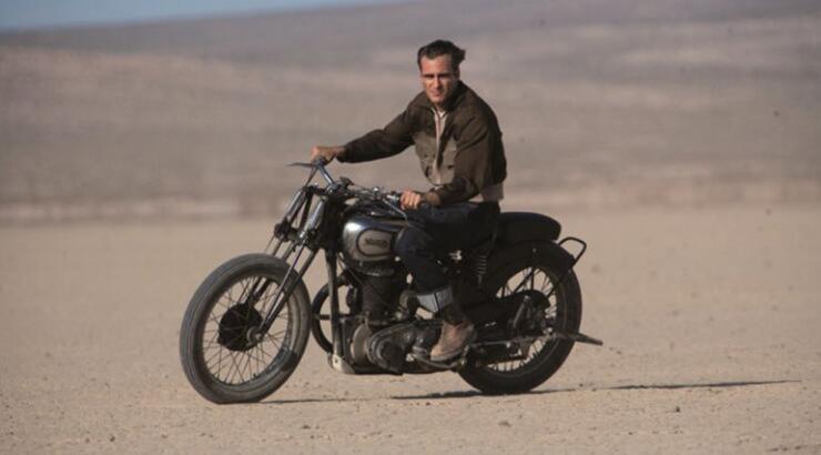 Αφιέρωμα στον αμφιλεγόμενο Joaquin Phoenix! 