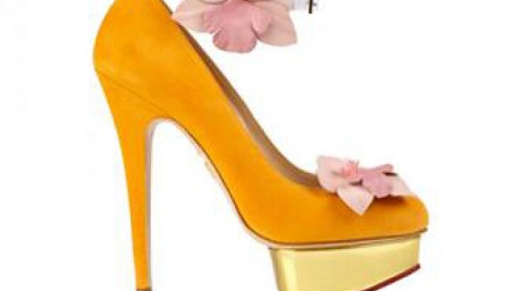 10 λόγοι που αγαπάμε τη Charlotte Olympia 