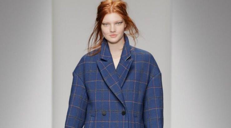 Εντοπίσαμε το πιο κομψό καρό παλτό της κυπριακής αγοράς