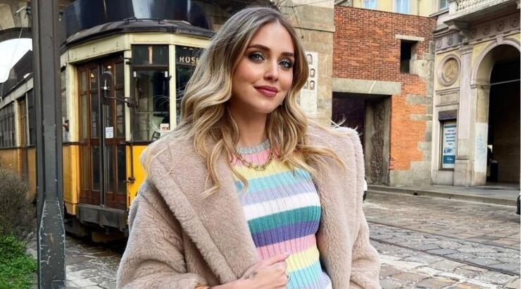 H Chiara Ferragni επιβεβαιώνει την επιστροφή αυτού του αξεσουάρ