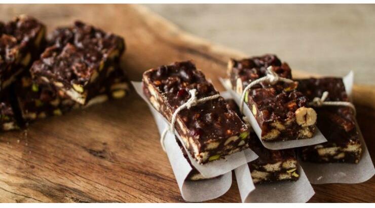 Μπάρες δημητριακών με σοκολάτα