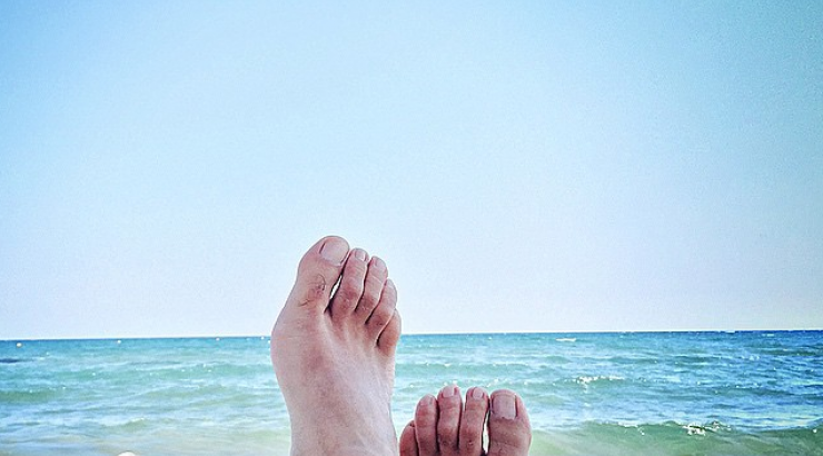 Κύπριος ηθοποιός σε στιγμές χαλάρωσης στην παραλία!