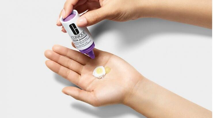 Η Clinique δημιούργησε ένα νέο σύστημα αντιγήρανσης αποτελούμενο από δύο - μέρη